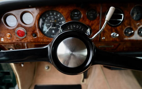 Rolls-Royce Silver Shadow, 1967 год, 10 450 000 рублей, 16 фотография