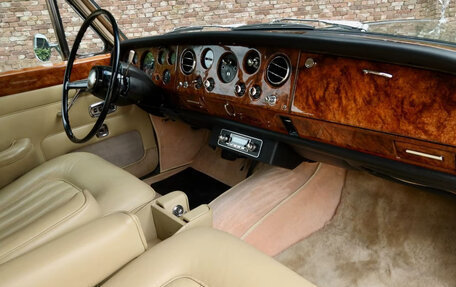 Rolls-Royce Silver Shadow, 1967 год, 10 450 000 рублей, 25 фотография