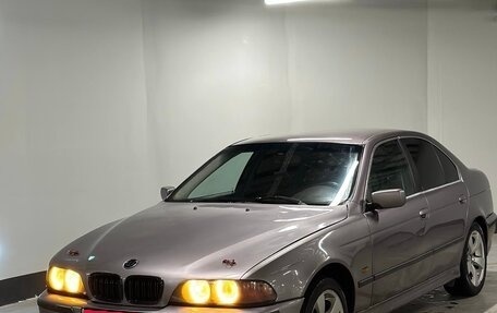 BMW 5 серия, 2000 год, 485 000 рублей, 1 фотография