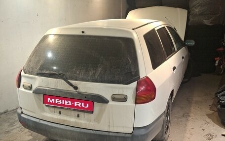 Nissan AD II, 2000 год, 180 000 рублей, 1 фотография