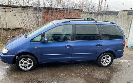 Volkswagen Sharan I рестайлинг, 1998 год, 175 000 рублей, 1 фотография