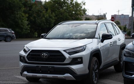 Toyota RAV4, 2025 год, 3 990 000 рублей, 1 фотография