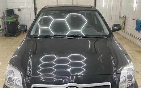 Toyota Avensis III рестайлинг, 2006 год, 800 000 рублей, 7 фотография