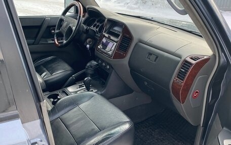 Mitsubishi Pajero III рестайлинг, 2005 год, 810 000 рублей, 10 фотография