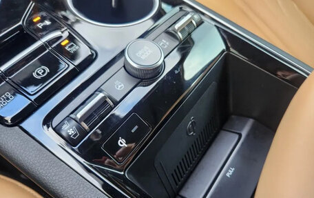 KIA K5, 2022 год, 2 400 000 рублей, 13 фотография