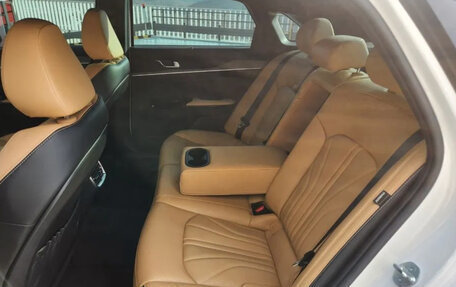 KIA K5, 2022 год, 2 400 000 рублей, 16 фотография