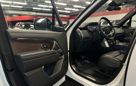 Land Rover Range Rover IV рестайлинг, 2023 год, 14 165 000 рублей, 8 фотография