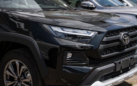 Toyota RAV4, 2025 год, 3 990 000 рублей, 5 фотография