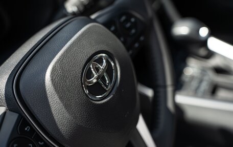 Toyota RAV4, 2025 год, 3 990 000 рублей, 13 фотография