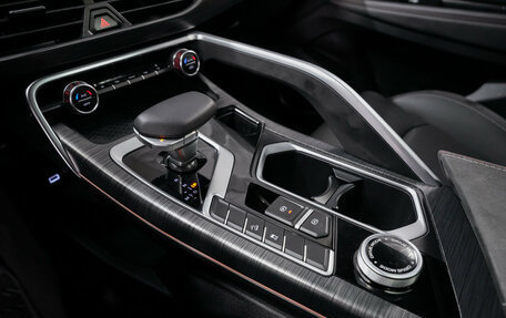 Geely Tugella FY11, 2024 год, 3 250 000 рублей, 18 фотография