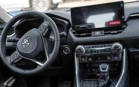 Toyota RAV4, 2025 год, 3 990 000 рублей, 6 фотография