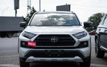 Toyota RAV4, 2025 год, 3 990 000 рублей, 2 фотография