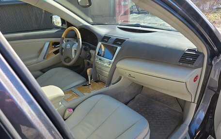 Toyota Camry, 2007 год, 1 300 000 рублей, 27 фотография