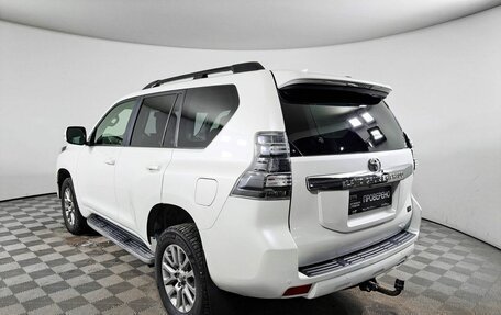 Toyota Land Cruiser Prado 150 рестайлинг 2, 2017 год, 4 699 000 рублей, 8 фотография