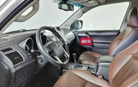 Toyota Land Cruiser Prado 150 рестайлинг 2, 2017 год, 4 699 000 рублей, 20 фотография