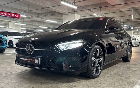 Mercedes-Benz A-Класс, 2024 год, 3 090 000 рублей, 1 фотография