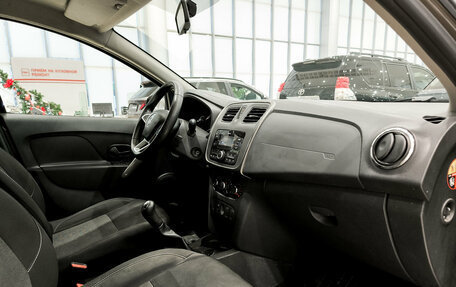 Renault Sandero II рестайлинг, 2018 год, 960 000 рублей, 11 фотография