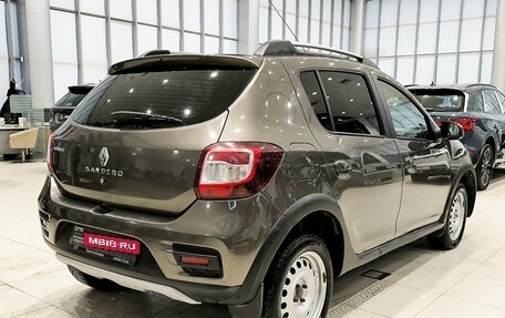 Renault Sandero II рестайлинг, 2018 год, 960 000 рублей, 5 фотография