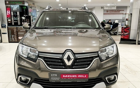 Renault Sandero II рестайлинг, 2018 год, 960 000 рублей, 2 фотография