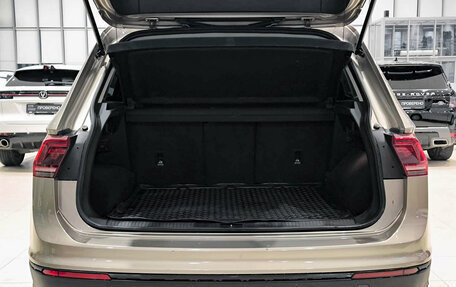 Volkswagen Tiguan II, 2017 год, 1 980 000 рублей, 10 фотография