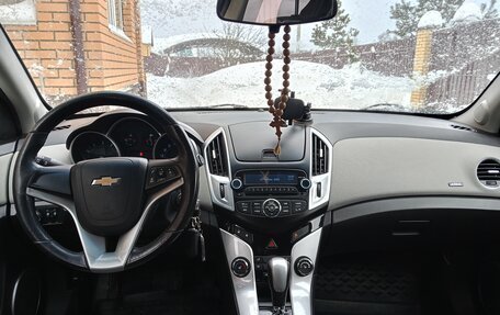 Chevrolet Cruze II, 2014 год, 750 000 рублей, 9 фотография