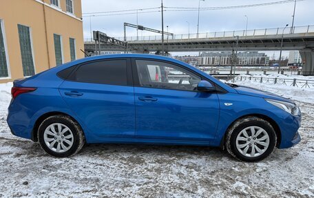 Hyundai Solaris II рестайлинг, 2018 год, 1 400 000 рублей, 2 фотография