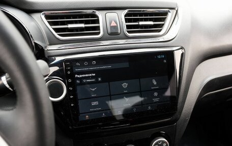 KIA Rio III рестайлинг, 2015 год, 975 000 рублей, 9 фотография