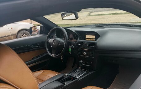 Mercedes-Benz E-Класс, 2010 год, 1 350 000 рублей, 13 фотография