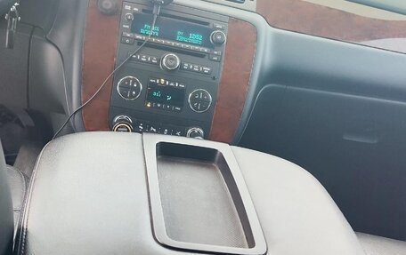 Chevrolet Tahoe III, 2013 год, 3 000 000 рублей, 4 фотография