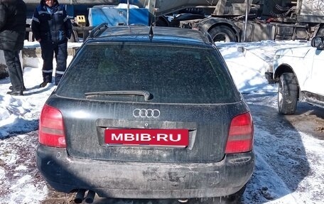 Audi A4, 1998 год, 300 000 рублей, 4 фотография