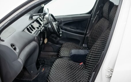 Daihatsu YRV I, 2001 год, 235 000 рублей, 15 фотография