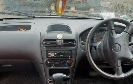 Nissan AD II, 2000 год, 110 000 рублей, 2 фотография