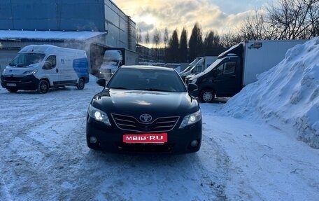 Toyota Camry, 2011 год, 1 150 000 рублей, 2 фотография