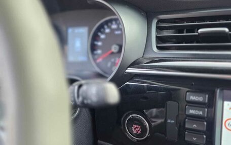 KIA Rio IV, 2017 год, 1 570 000 рублей, 12 фотография