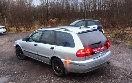 Volvo V40 I, 2001 год, 340 000 рублей, 3 фотография