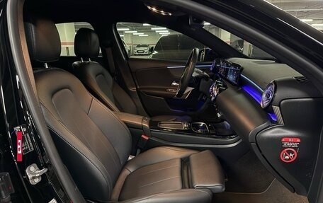 Mercedes-Benz A-Класс, 2024 год, 3 090 000 рублей, 17 фотография
