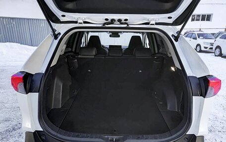 Toyota RAV4, 2024 год, 4 000 000 рублей, 10 фотография