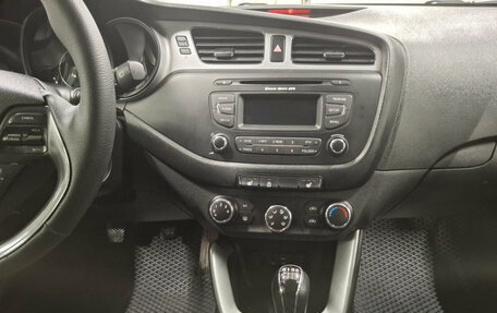 KIA cee'd III, 2015 год, 920 000 рублей, 15 фотография