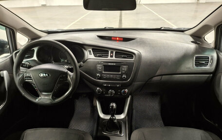 KIA cee'd III, 2015 год, 920 000 рублей, 14 фотография