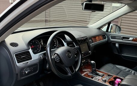Volkswagen Touareg III, 2012 год, 2 350 000 рублей, 8 фотография