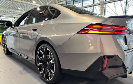 BMW 5 серия, 2024 год, 6 950 000 рублей, 5 фотография