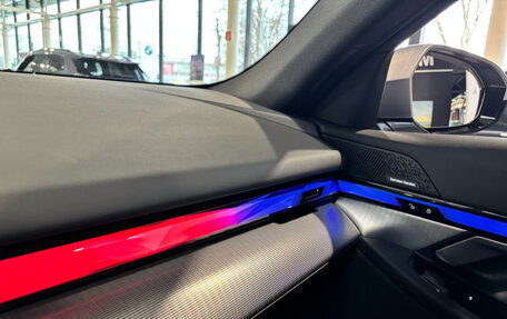 BMW 5 серия, 2024 год, 6 950 000 рублей, 10 фотография