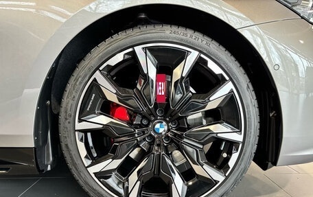 BMW 5 серия, 2024 год, 6 950 000 рублей, 14 фотография