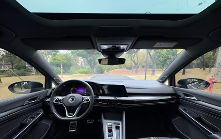 Volkswagen Golf VIII, 2023 год, 2 170 000 рублей, 8 фотография