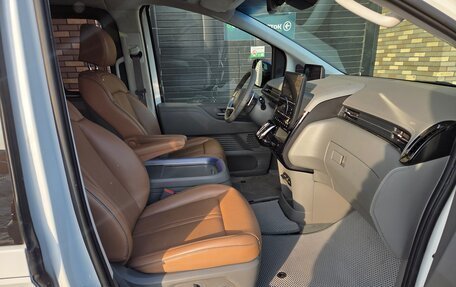 Hyundai Staria, 2023 год, 4 700 000 рублей, 12 фотография