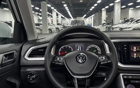 Volkswagen T-Roc I, 2022 год, 1 804 782 рублей, 11 фотография