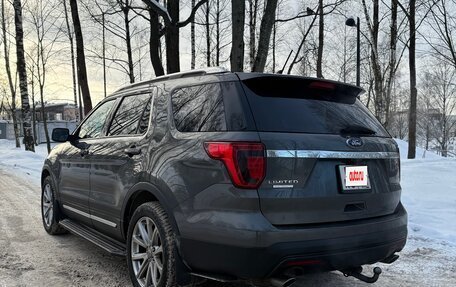 Ford Explorer VI, 2017 год, 2 750 000 рублей, 6 фотография