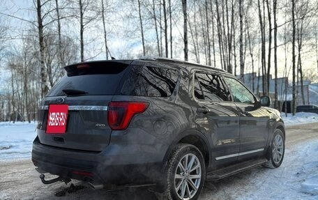 Ford Explorer VI, 2017 год, 2 750 000 рублей, 4 фотография
