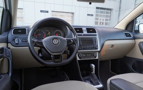 Volkswagen Polo VI (EU Market), 2015 год, 899 000 рублей, 10 фотография