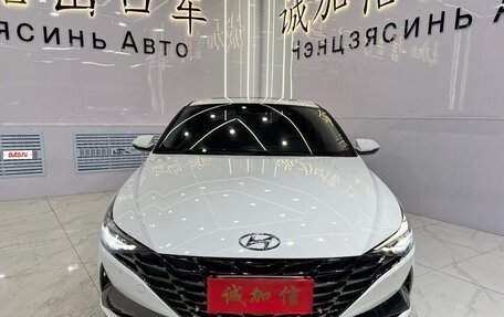 Hyundai Elantra, 2022 год, 1 660 000 рублей, 2 фотография